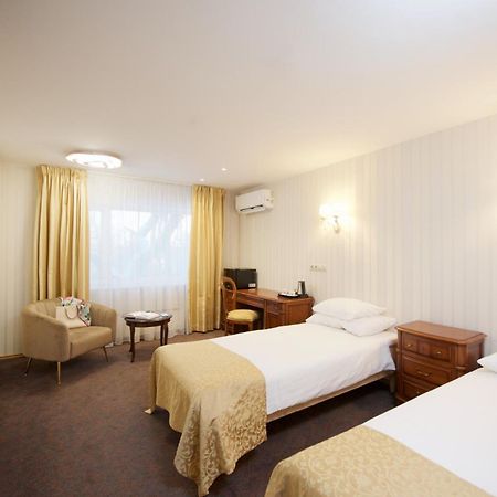 Villa Hotel Theresa Rakvere Eksteriør billede