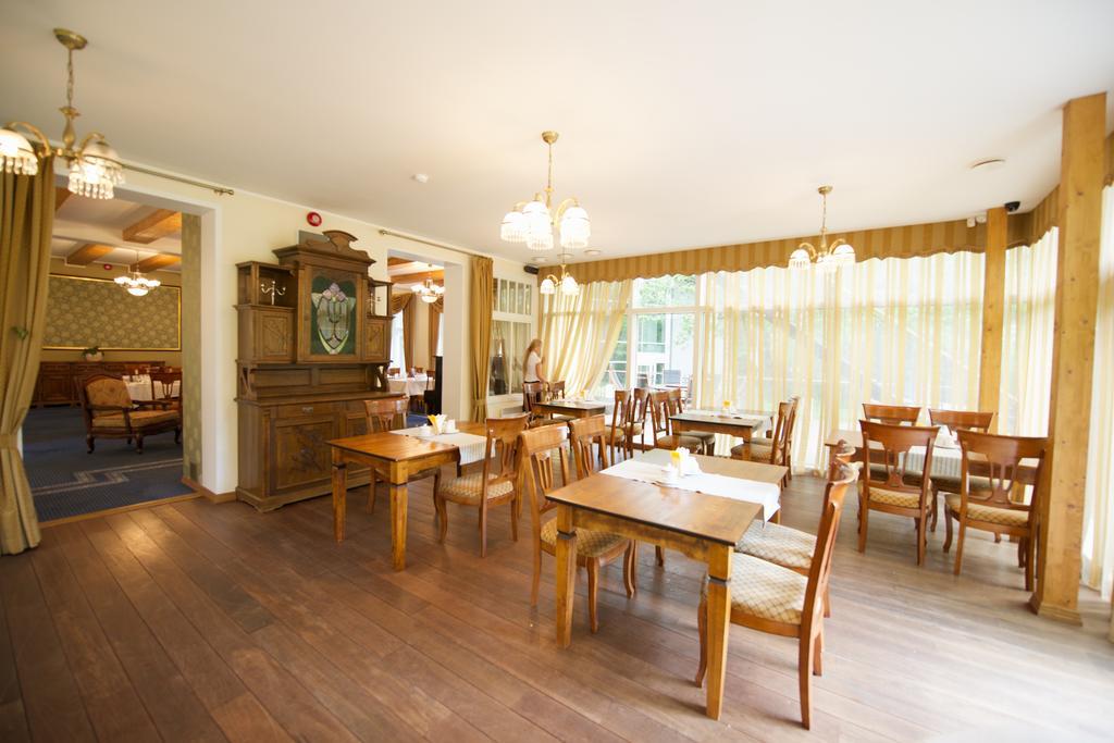 Villa Hotel Theresa Rakvere Eksteriør billede