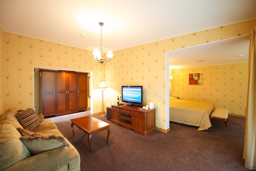 Villa Hotel Theresa Rakvere Værelse billede