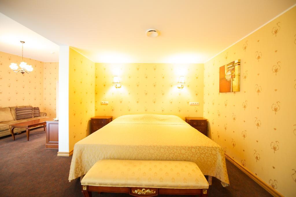 Villa Hotel Theresa Rakvere Værelse billede