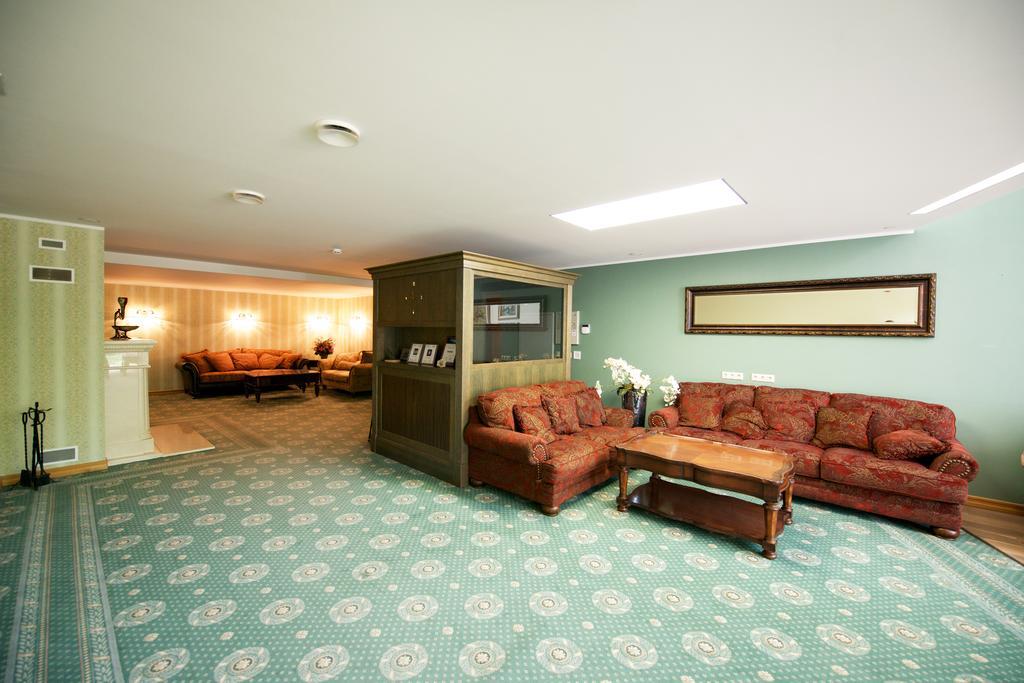 Villa Hotel Theresa Rakvere Eksteriør billede